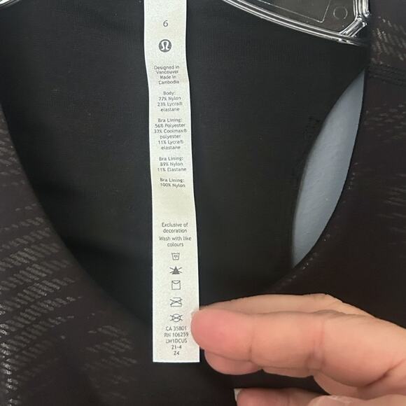 Lululemon Invigorate Training Tank Women’s 6 Black Foil B/C Cup Cropped NEW - Picture 3 of 5